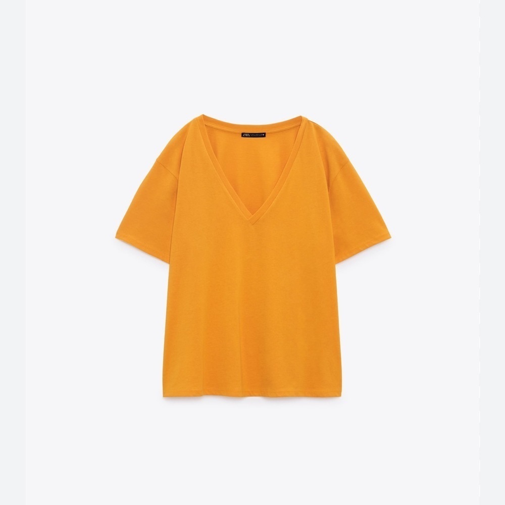 💟ZARA BASIC V-NECK T-SHIRT - Picture 2 of 2